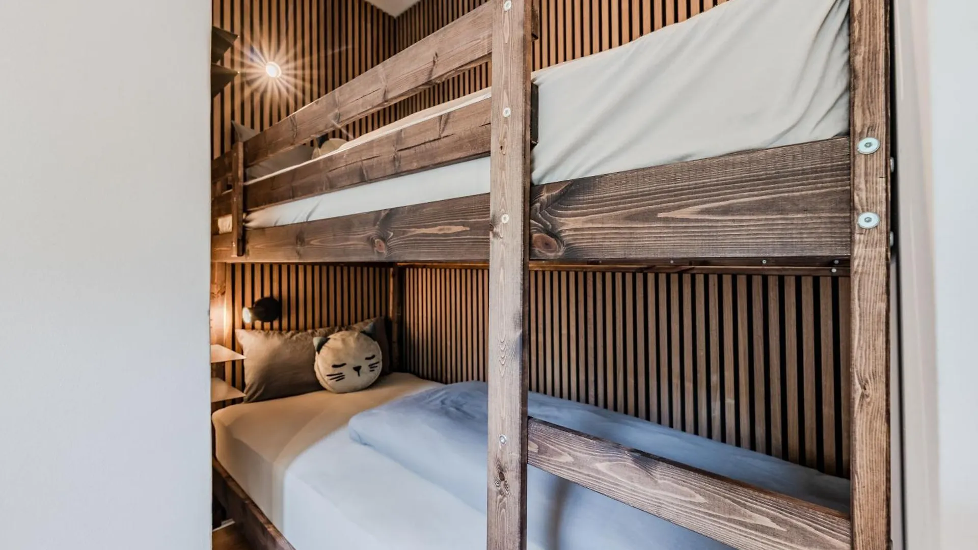 The Music Studio - Newly Renovated Berlín 0*,  Alemania